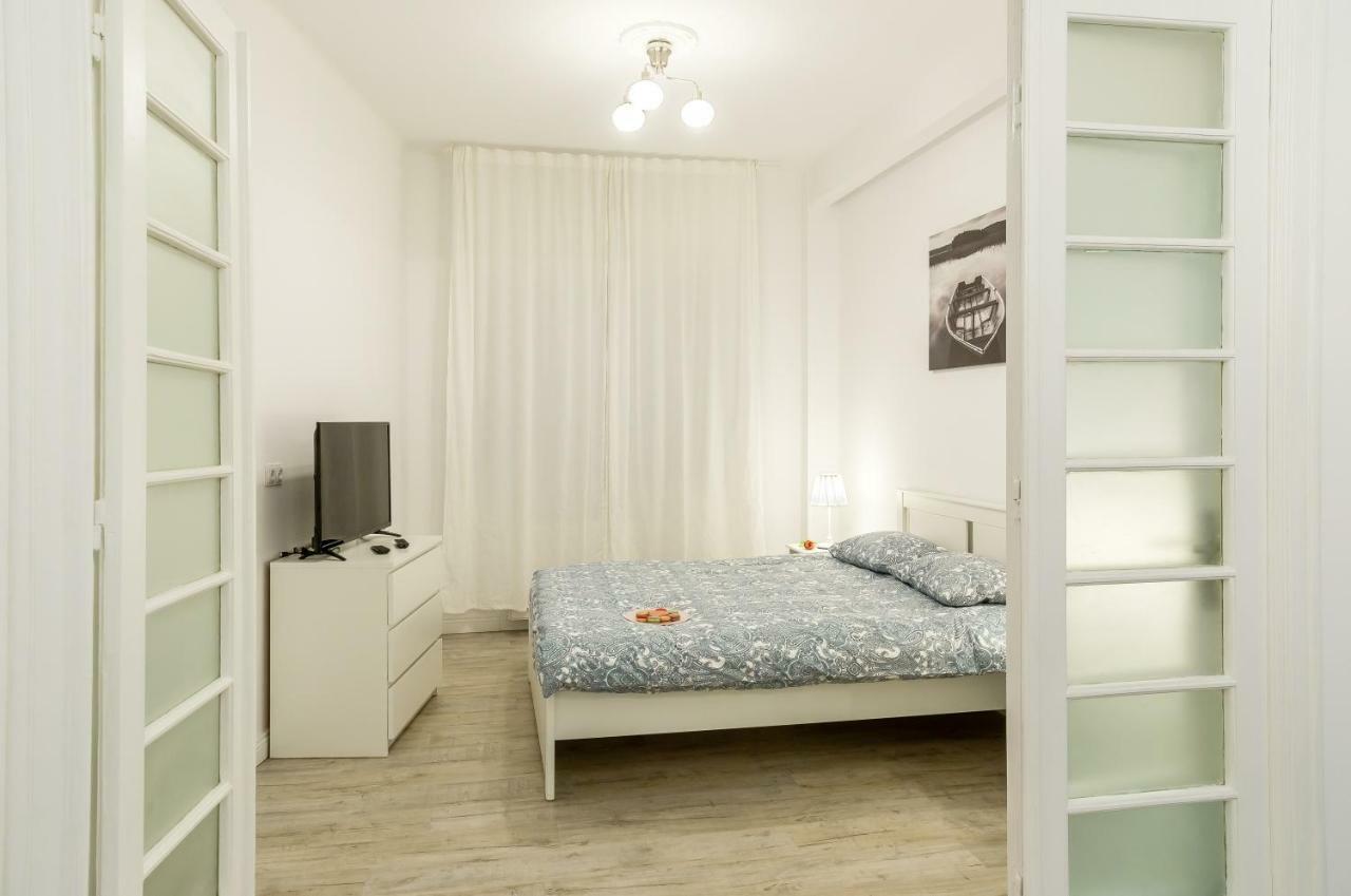 White Nights Of Old Town Bucharest Apartment Luaran gambar