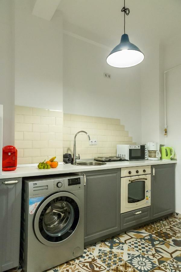 White Nights Of Old Town Bucharest Apartment Luaran gambar